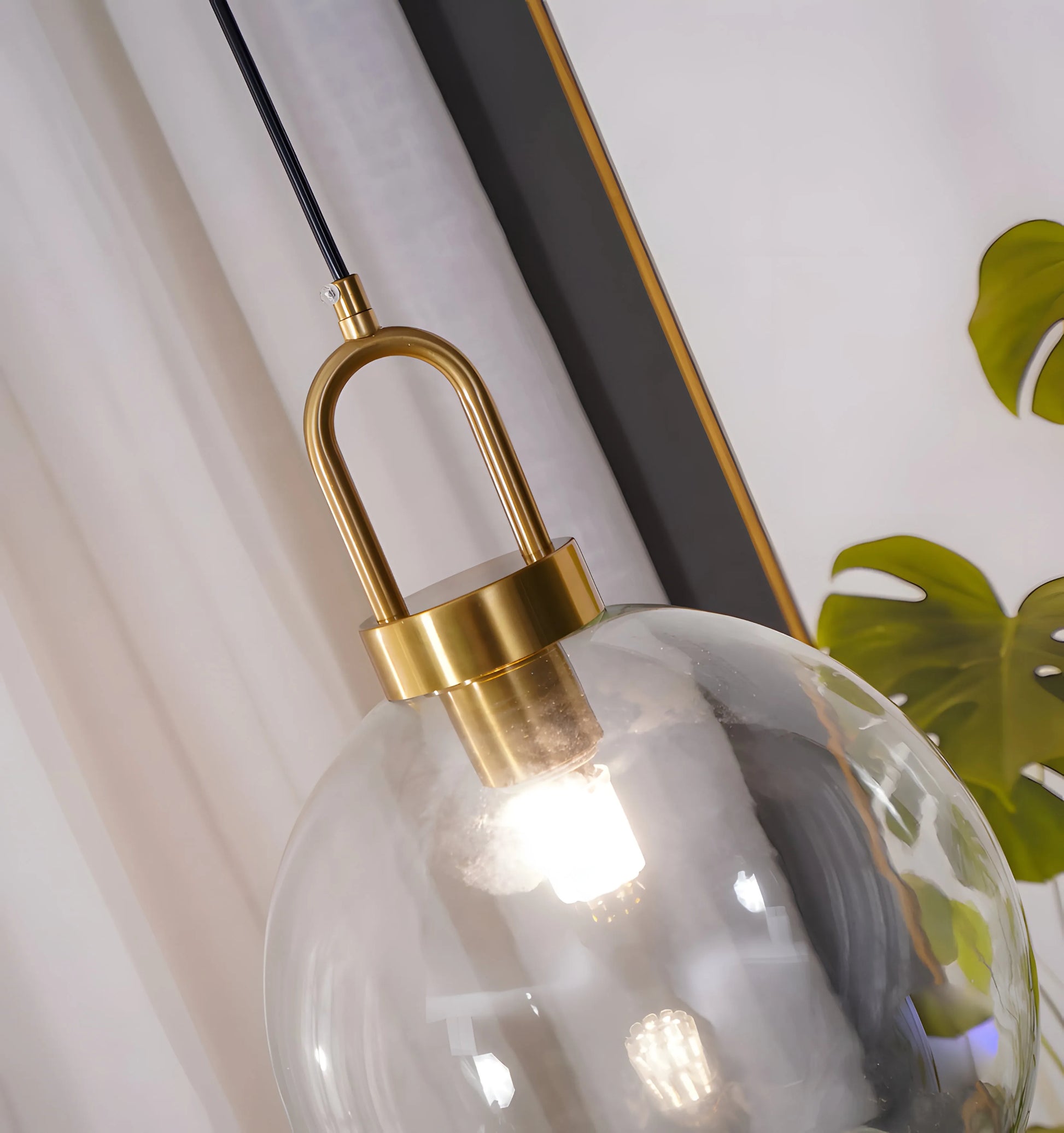 Pendulum Glass Pendant Lamp - Yiarolight