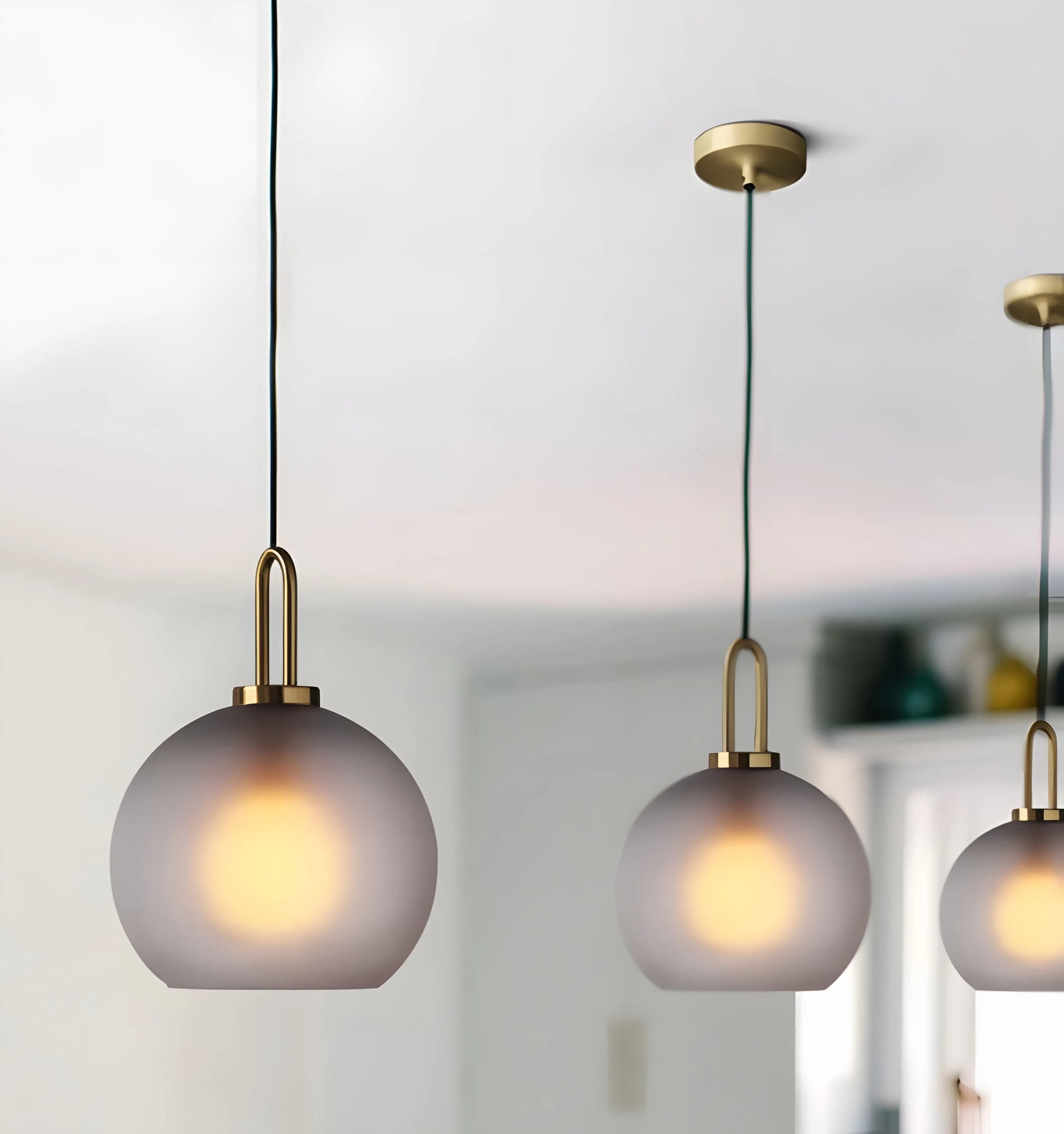 Pendulum Glass Pendant Lamp - Yiarolight