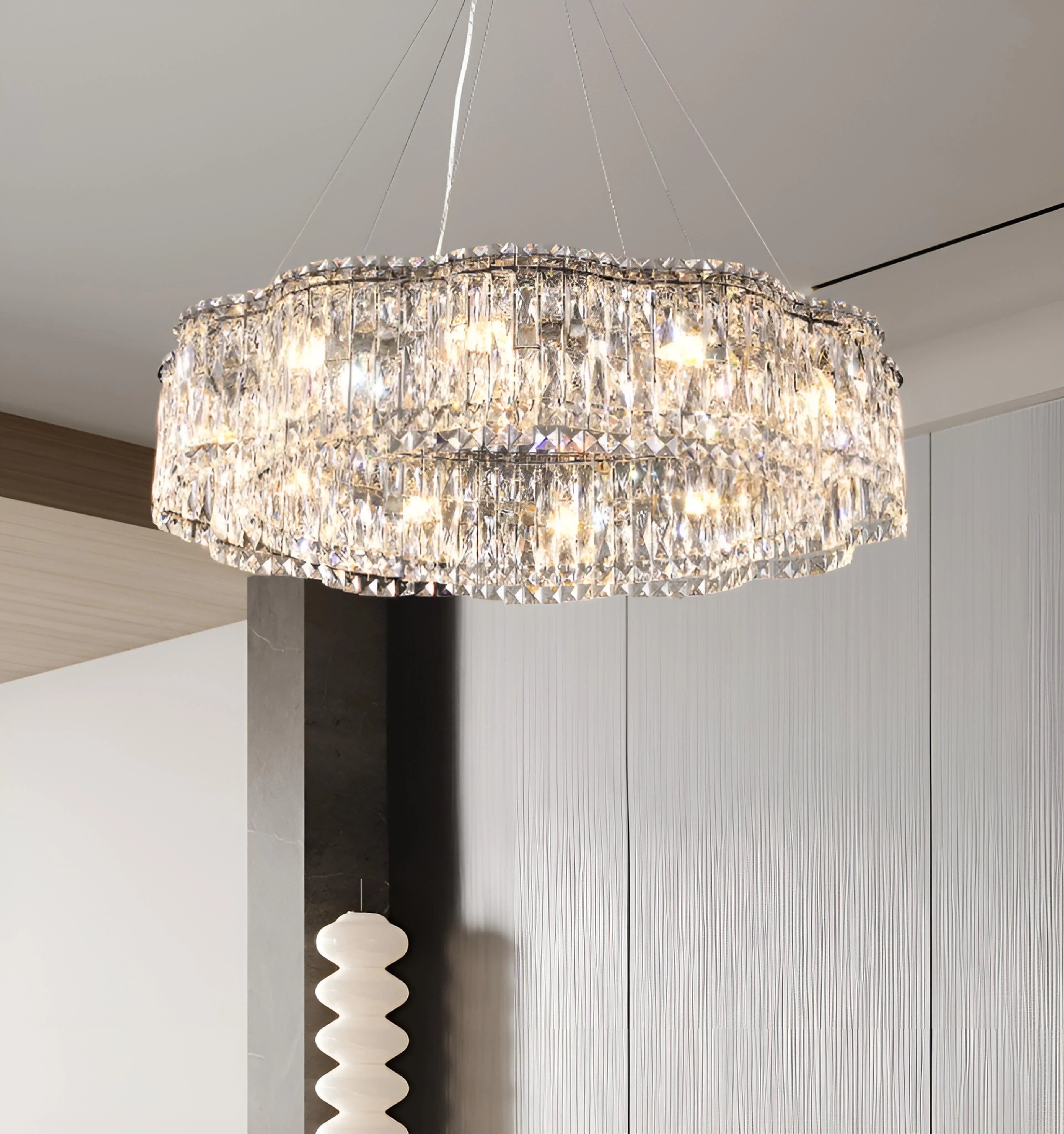 Avery Crystal Chandelier - Auraolight