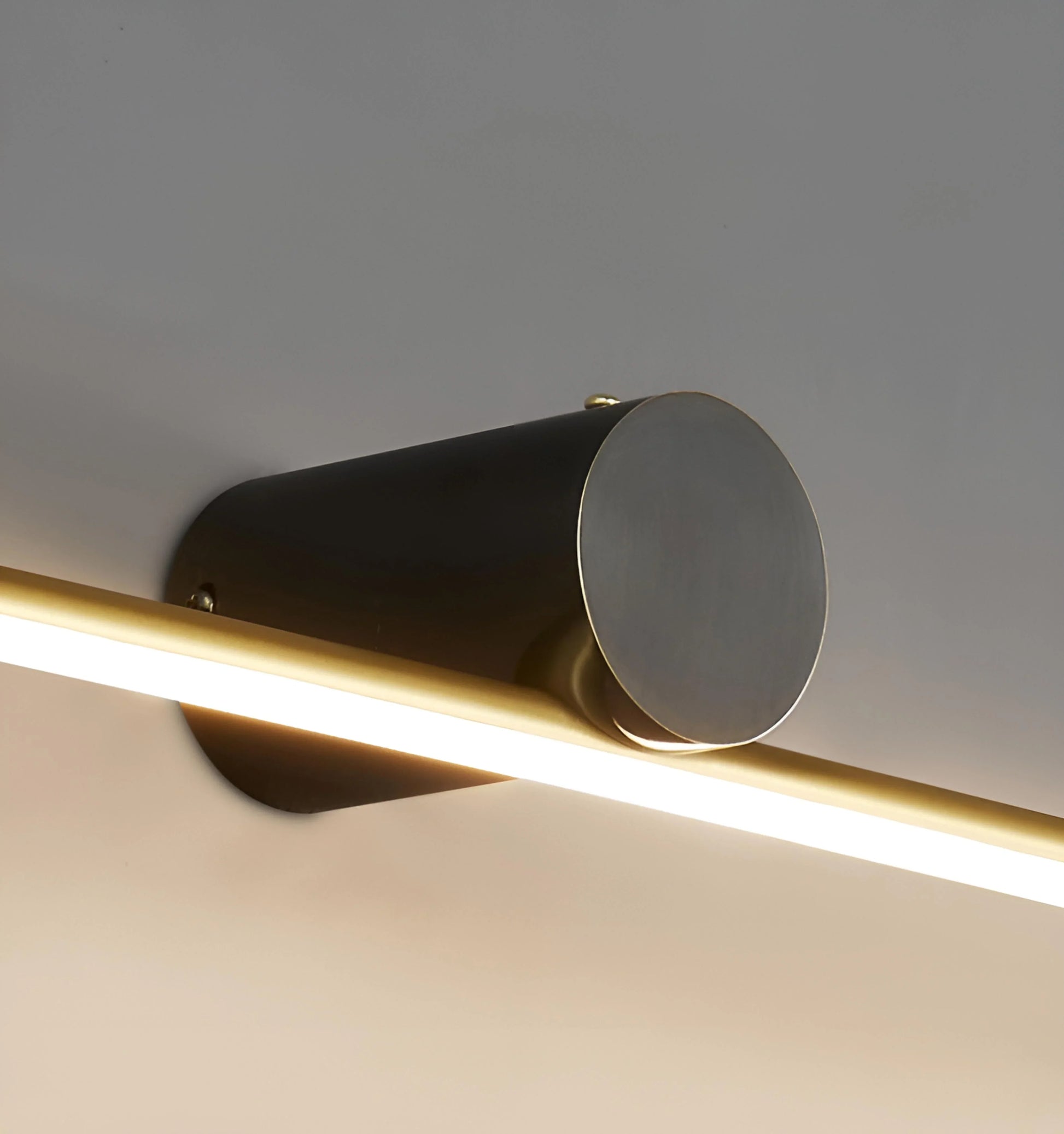 Scandinavian Geometric Vanity Light - Auraolight