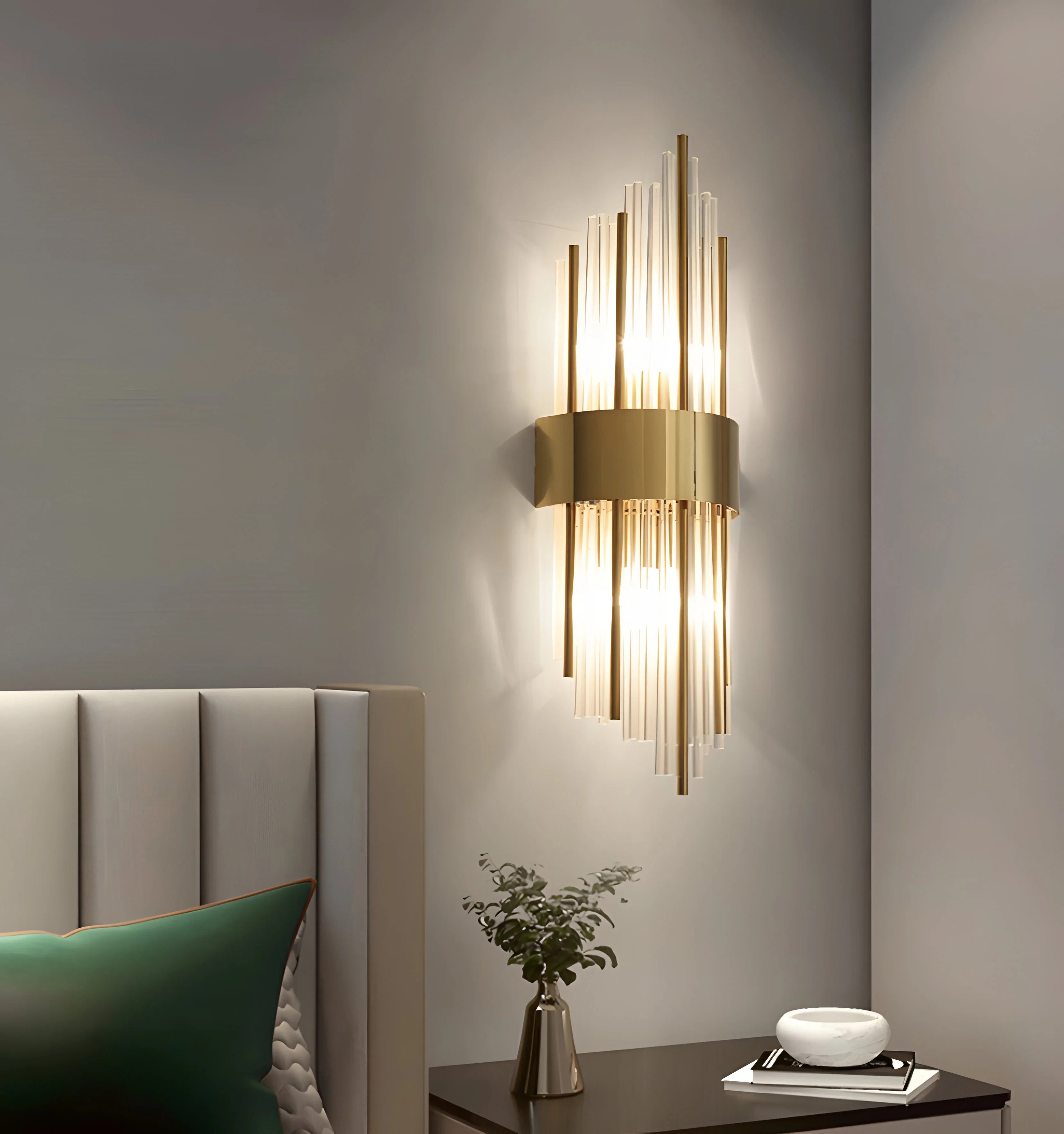 Victoria Crystal Wall Lamp - Auraolight